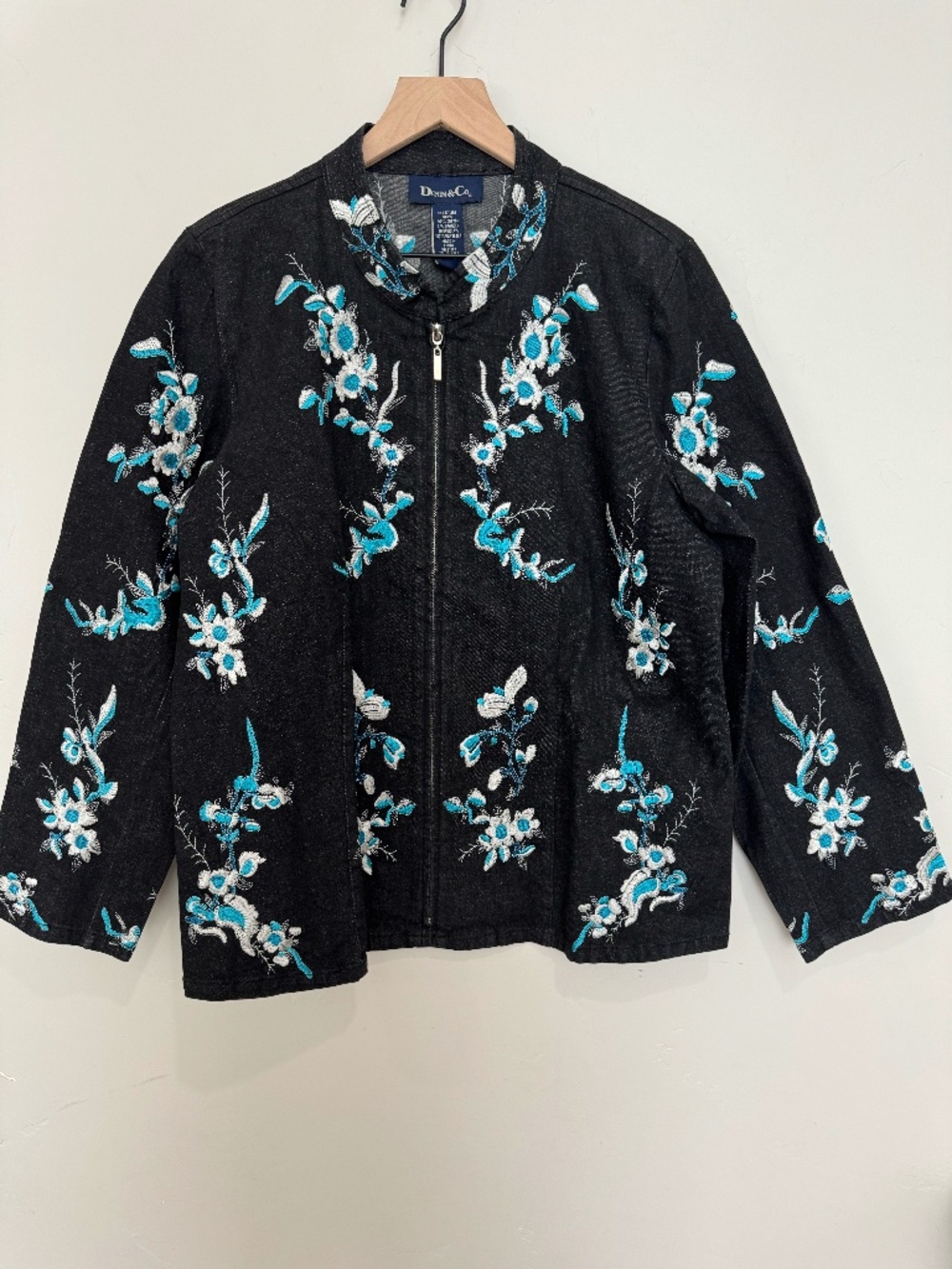 Denim & Co. Embroidered Jacket Black Blue Floral Boho Western Zip Up Size M Y2K